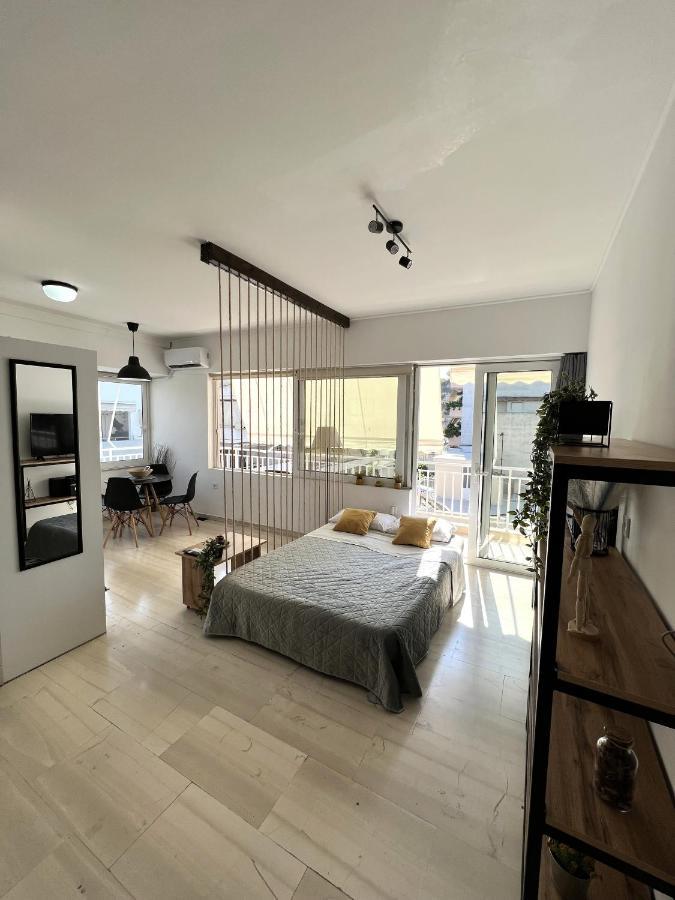 Zeus Bright & New Apartment - 25' Walk To The Acropolis Атина Екстериор снимка