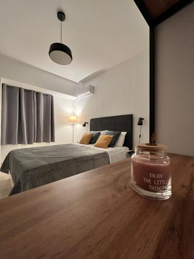 Zeus Bright & New Apartment - 25' Walk To The Acropolis Атина Екстериор снимка