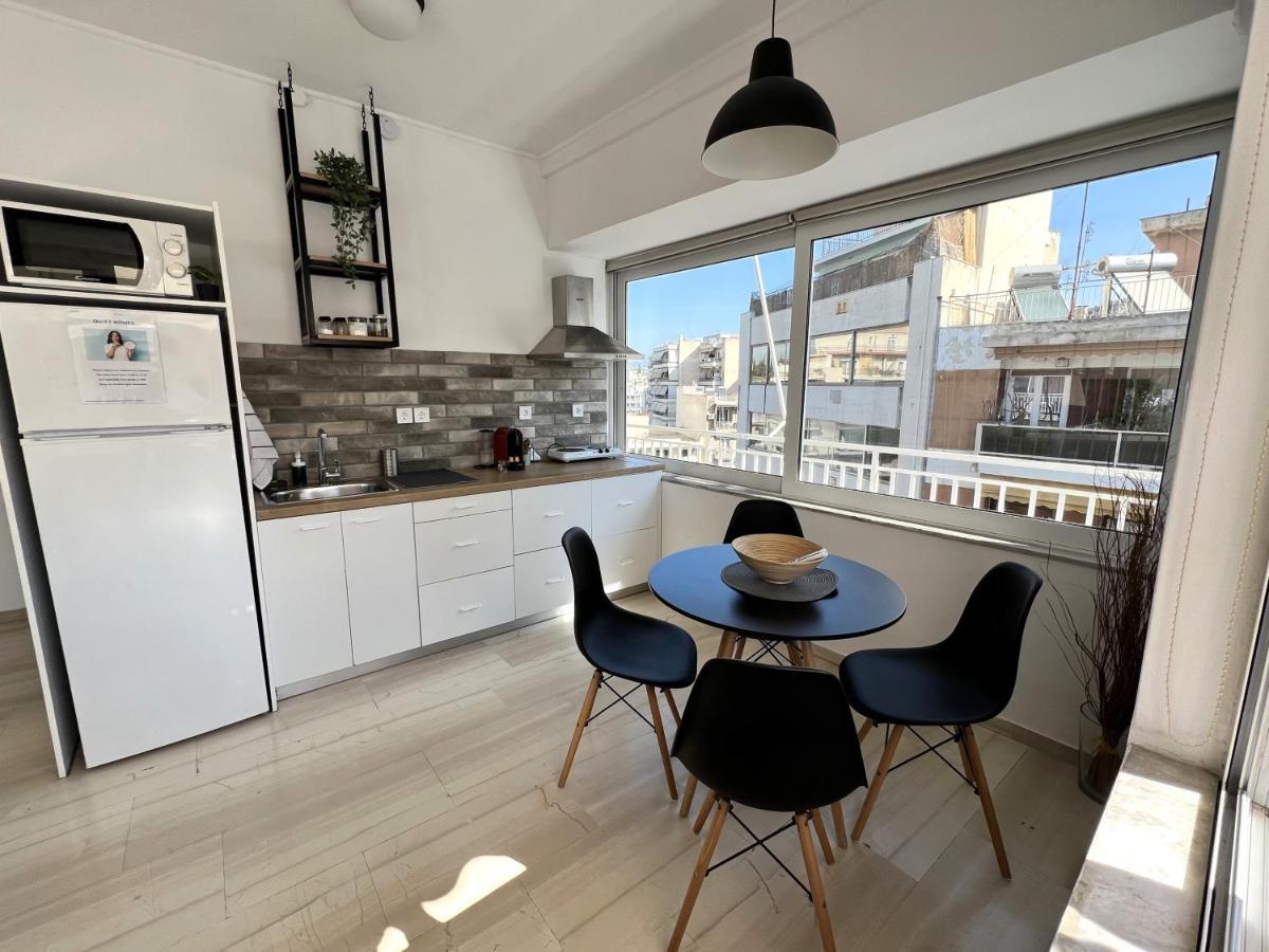 Zeus Bright & New Apartment - 25' Walk To The Acropolis Атина Екстериор снимка